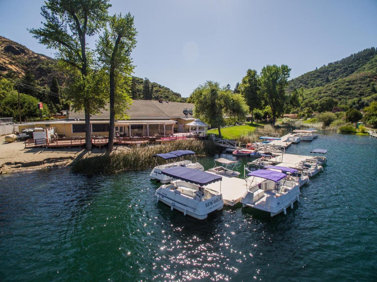 The Lodge At Blue Lakes Upper Lake Exterior foto